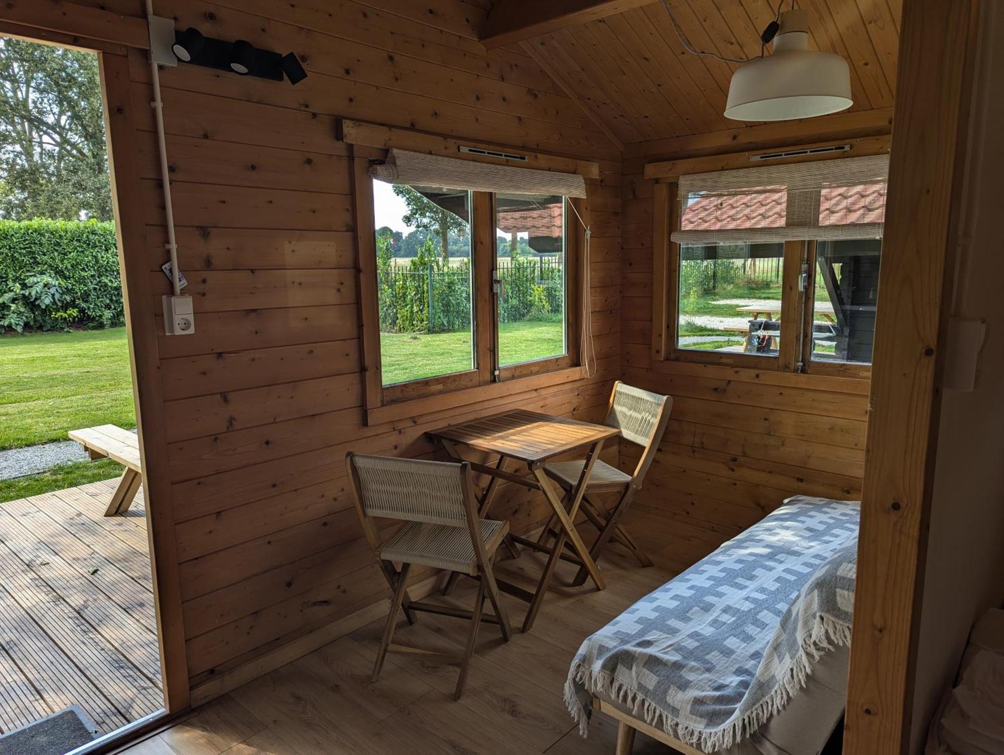 The Bee - Trekkershuts & Apartment Opperdoes Ngoại thất bức ảnh